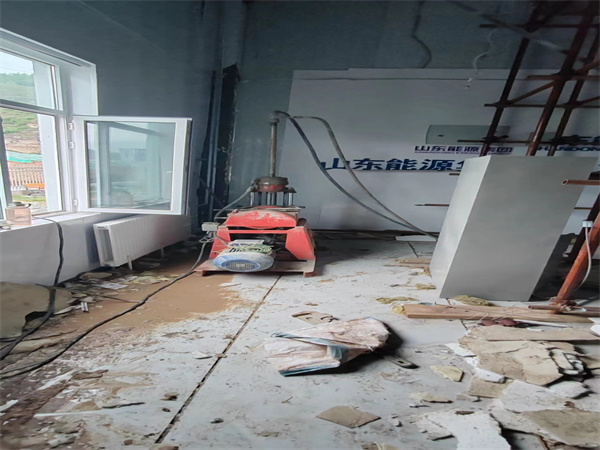 尉氏地基基础下沉墙体裂缝加固注浆顶升施工